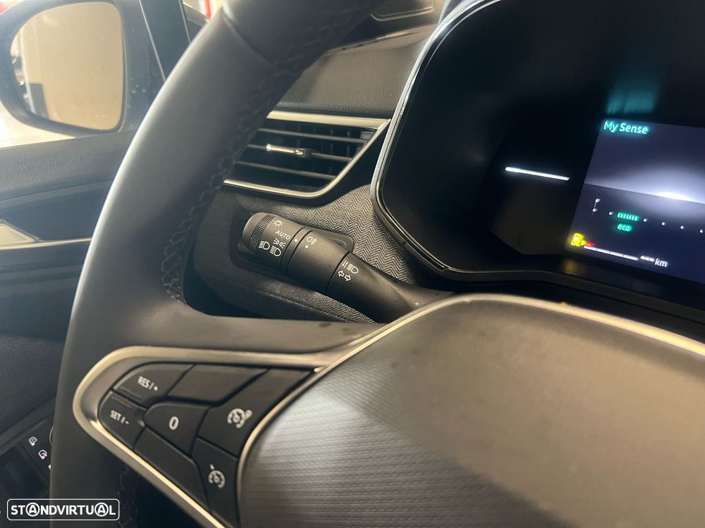 Renault Clio 1.0 TCe Techno Bi-Fuel - 22