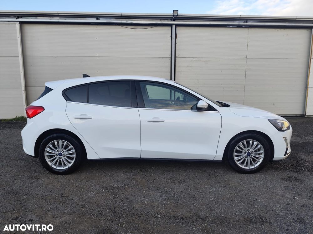 Ford Focus 1.0 EcoBoost Hybrid TITANIUM - 8