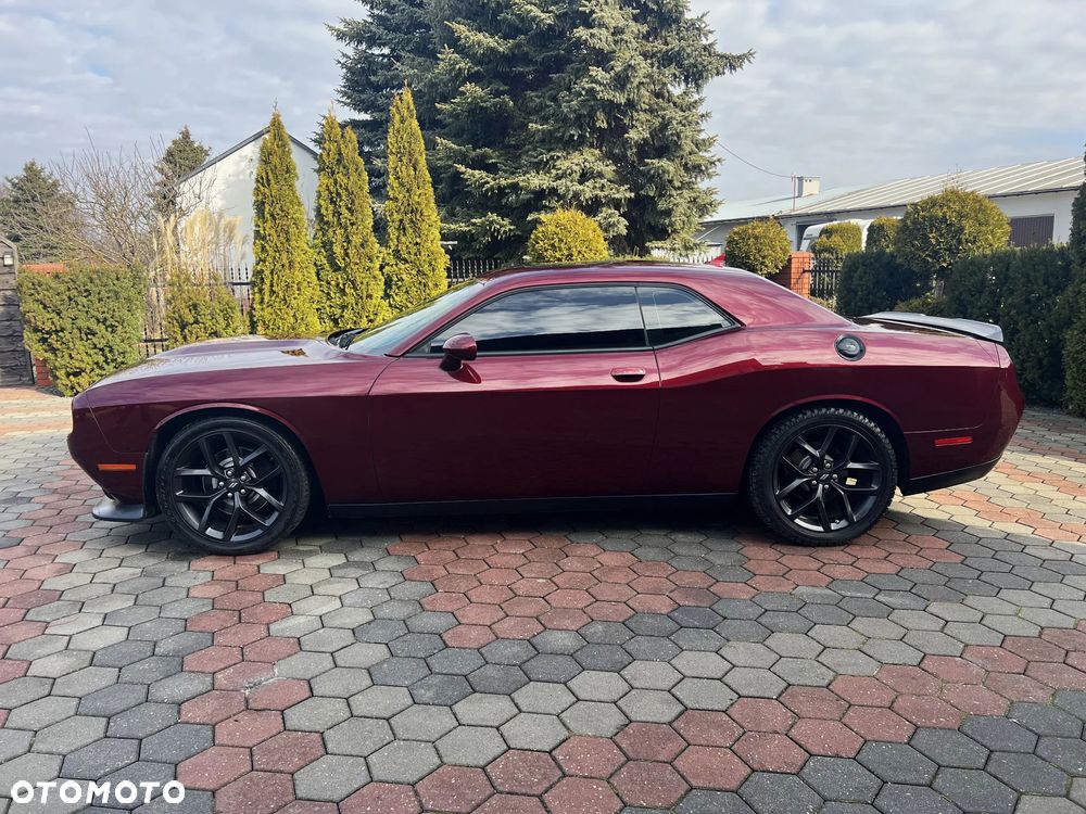 Dodge Challenger - 9