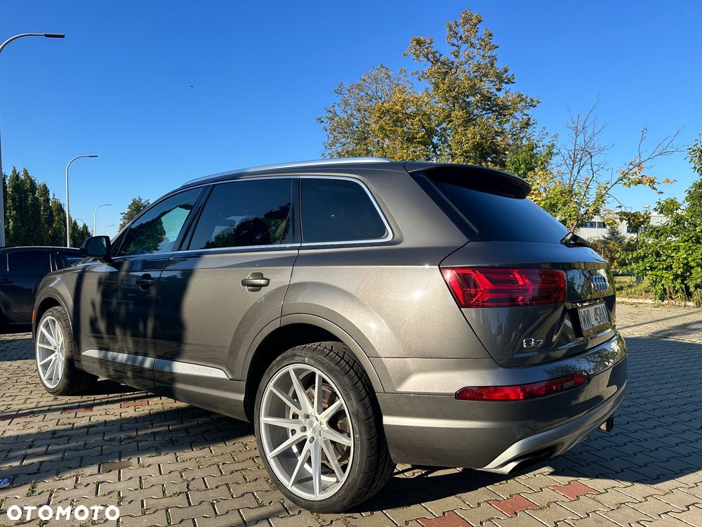 Audi Q7 - 30