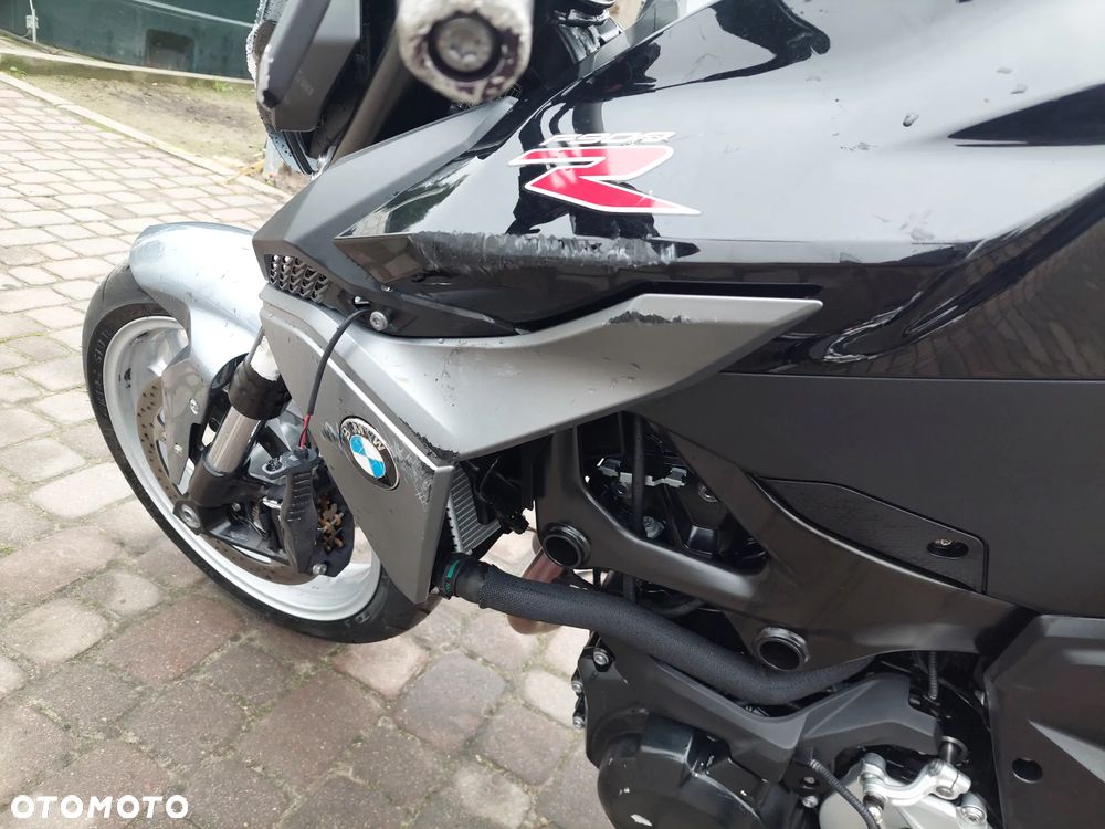 BMW F - 13