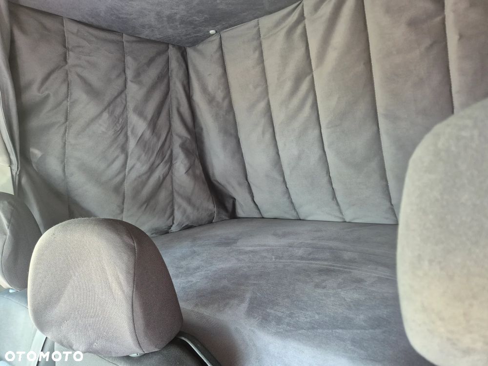 Volkswagen CRAFTER (32917) - 16