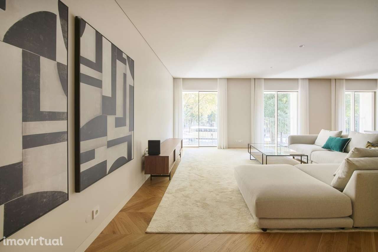 Apartamento T2 com estacionamento, Avenida da Liberdade, Lisboa - Grande imagem: 2/57