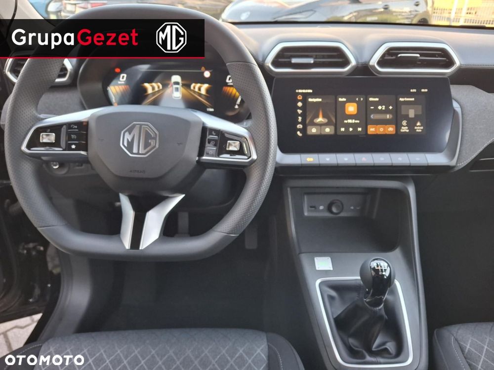 MG ZS - 10