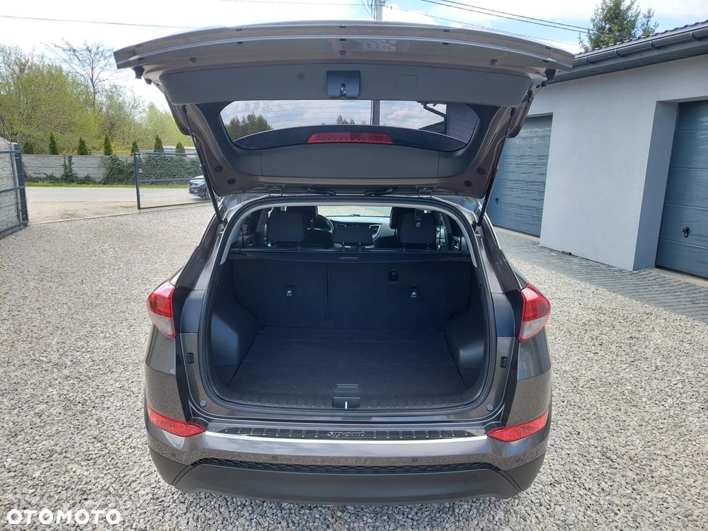 Hyundai Tucson blue 1.7 CRDi 2WD Classic - 17