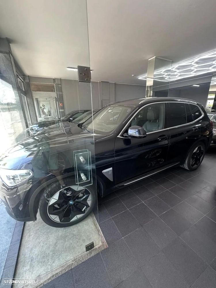BMW iX3 M Sport Impressive - 5