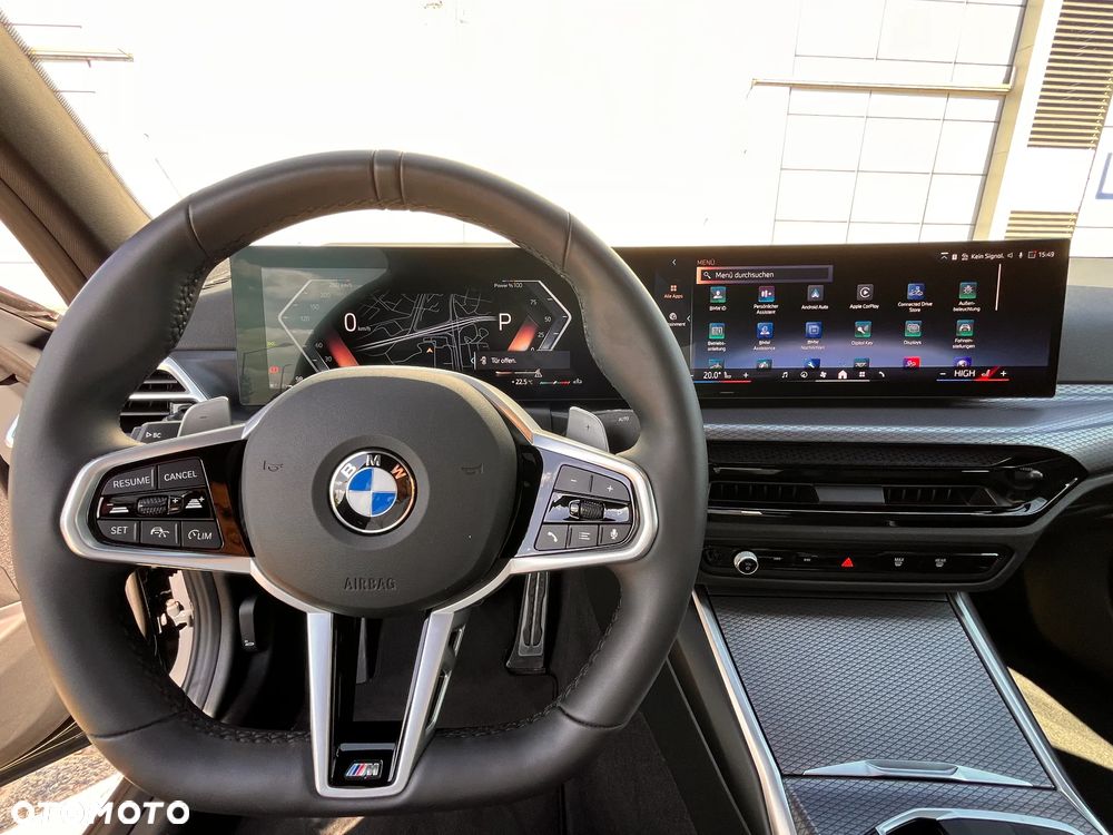 BMW Seria 3 330i xDrive M Sport - 26