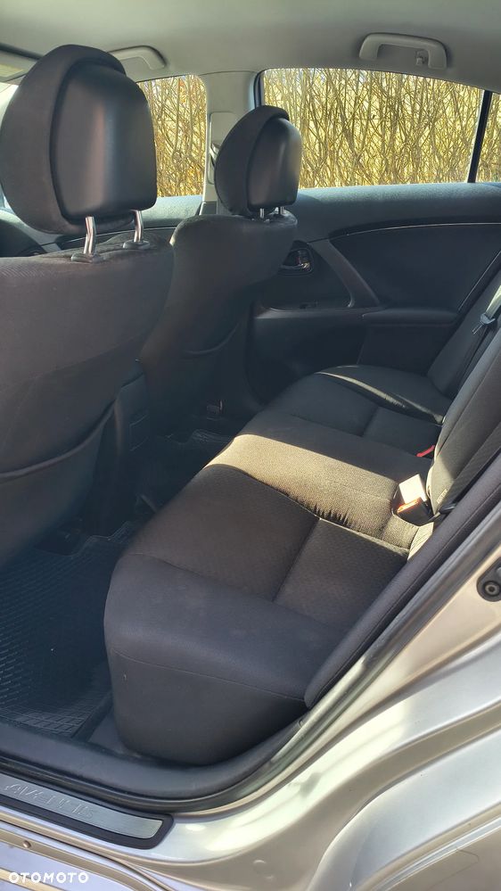 Toyota Avensis 1.8 Sol plus - 7