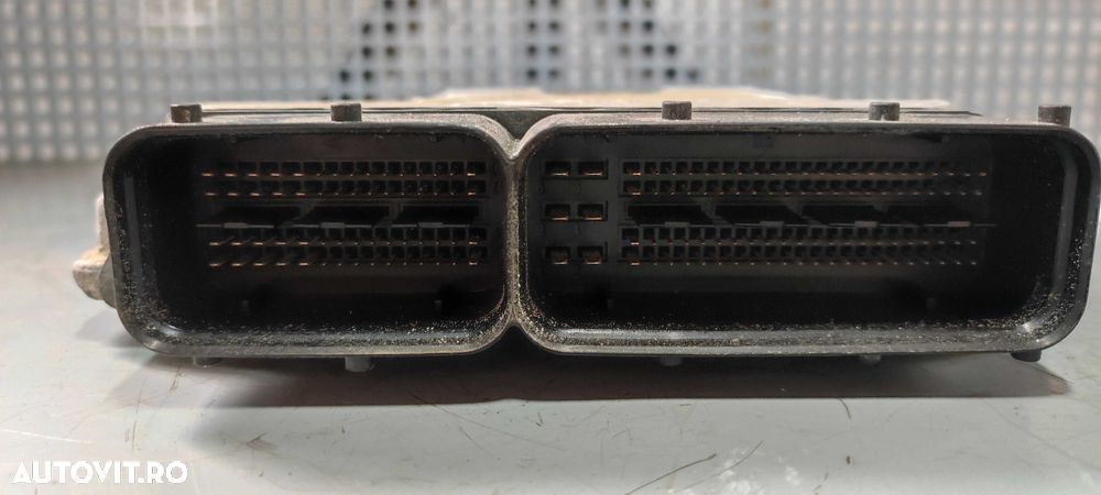 ECU volkswagen vw passat B6 break 1.9 BLS cod 03G906021RQ - 2