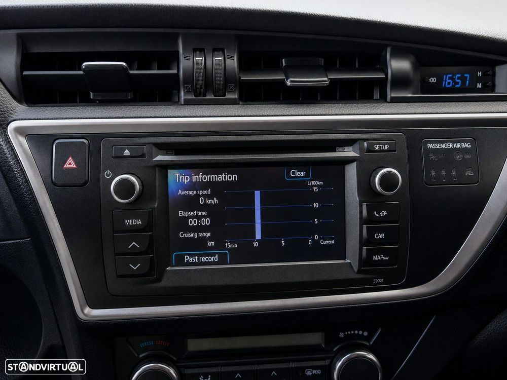 Toyota Auris Touring Sports 1.4 D-4D Comfort+Pack Sport - 4