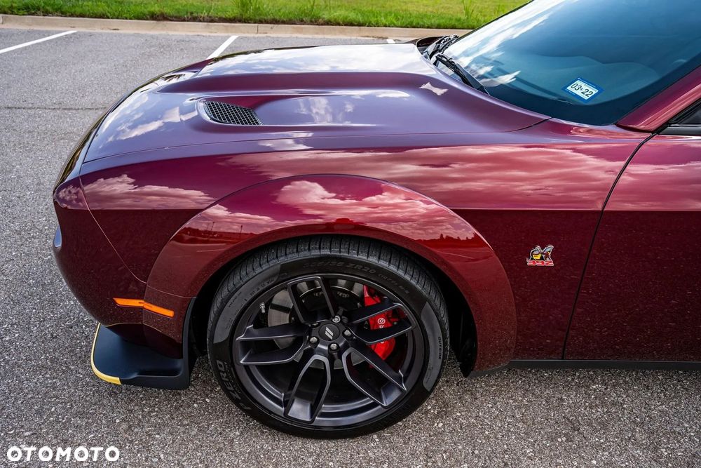 Dodge Challenger Automatik R/T Plus Scat Pack - 18