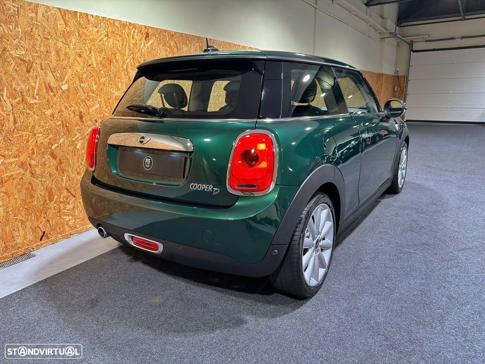 MINI 3 Portas Cooper D Aut. - 4