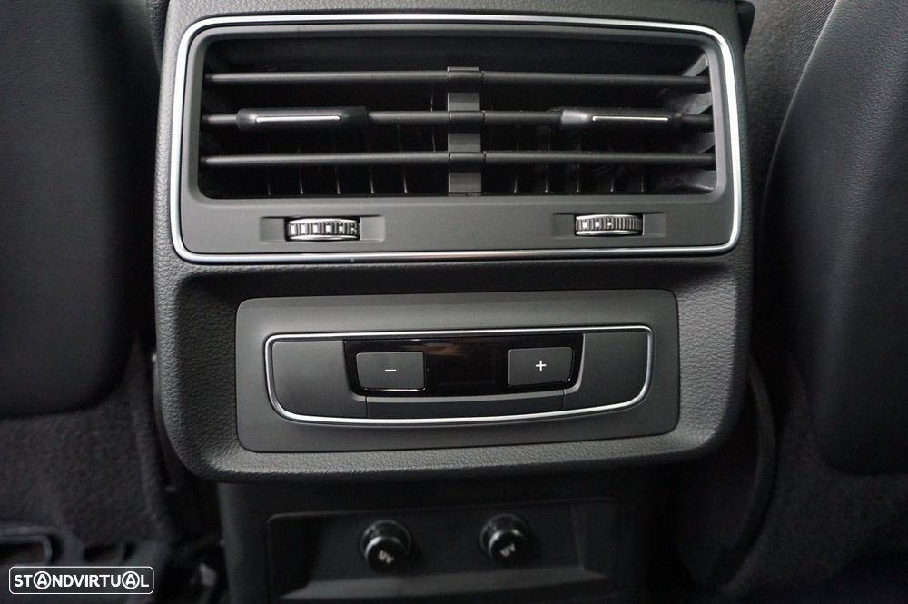 Audi Q8 55 TFSIe quattro Tiptronic competition plus - 28