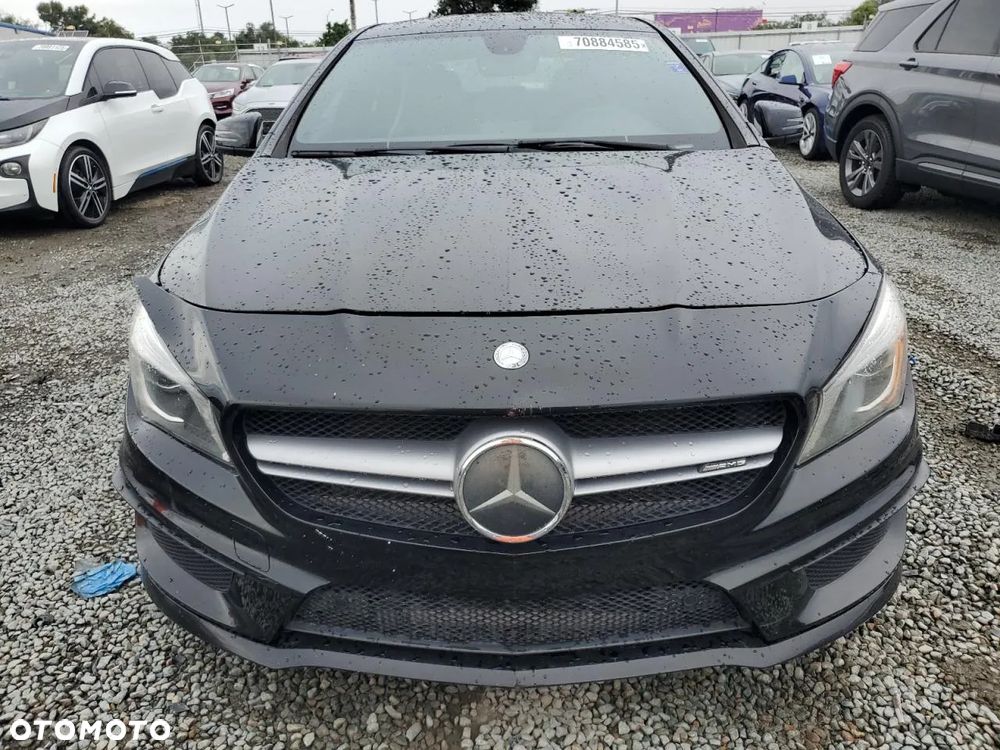 Mercedes-Benz CLA - 5