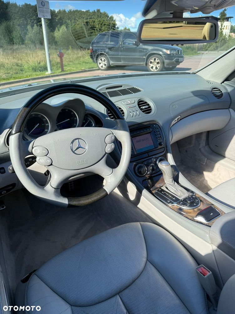 Mercedes-Benz SL - 26
