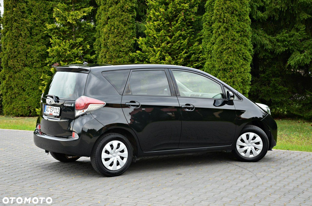 Toyota Verso S 1.33 Premium - 25