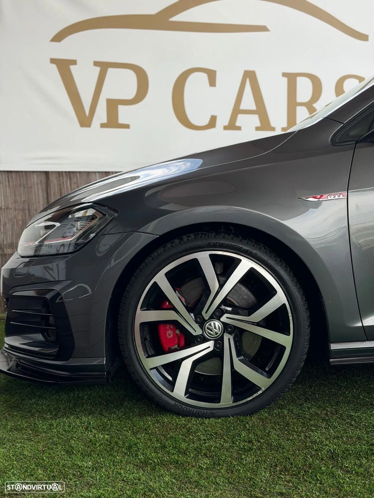 VW Golf 2.0 TSI GTI DSG Performance - 14