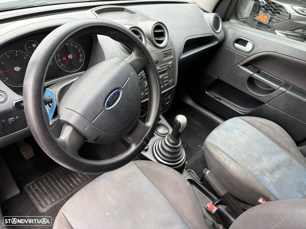 Ford Fiesta 1.25 Ambiente - 4