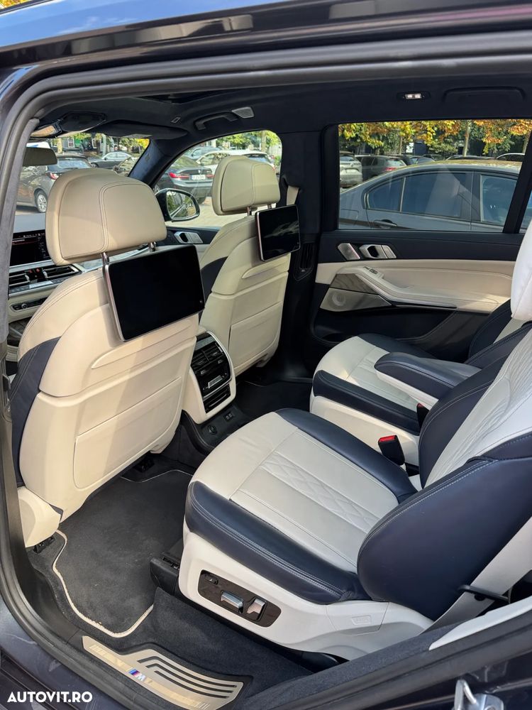 BMW X7 M50d - 14