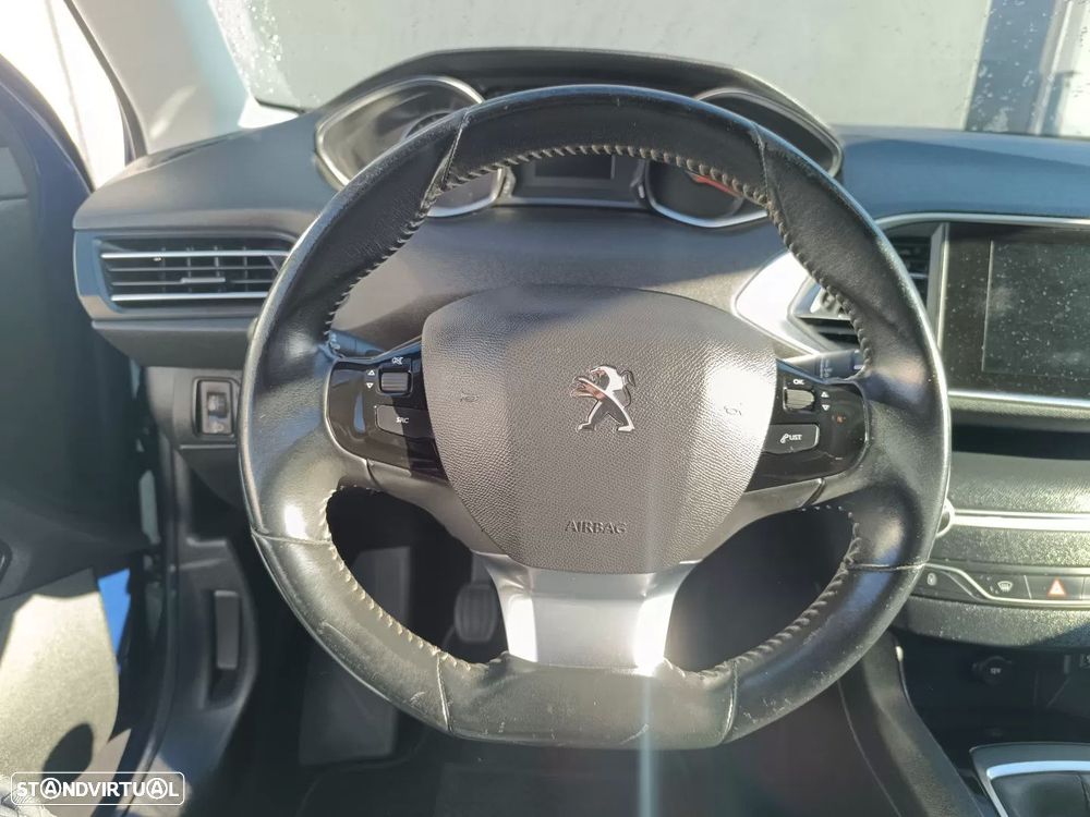 Peugeot 308 1.6 BlueHDi Allure - 16
