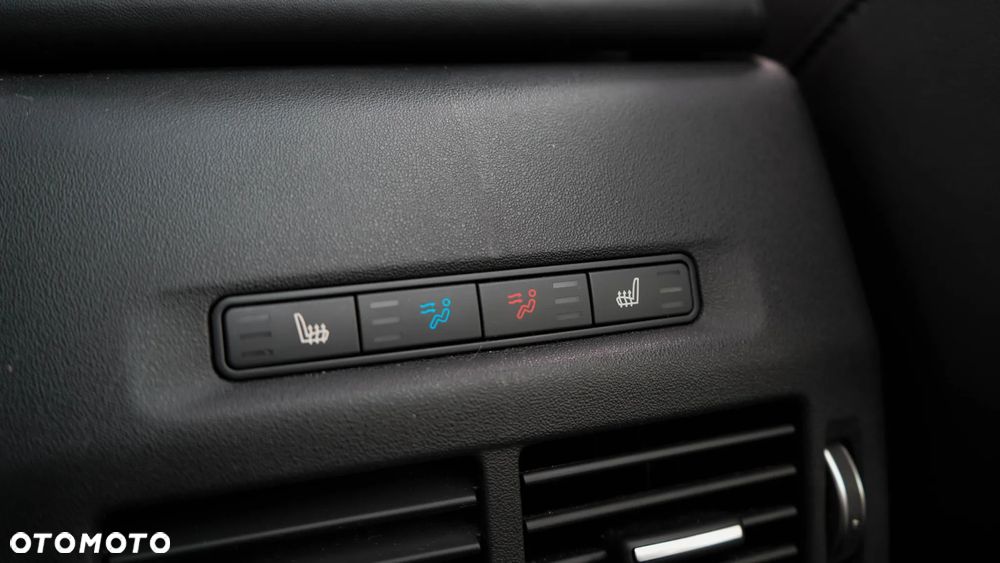 Land Rover Discovery Sport 2.0 P250 mHEV Dynamic HSE - 31