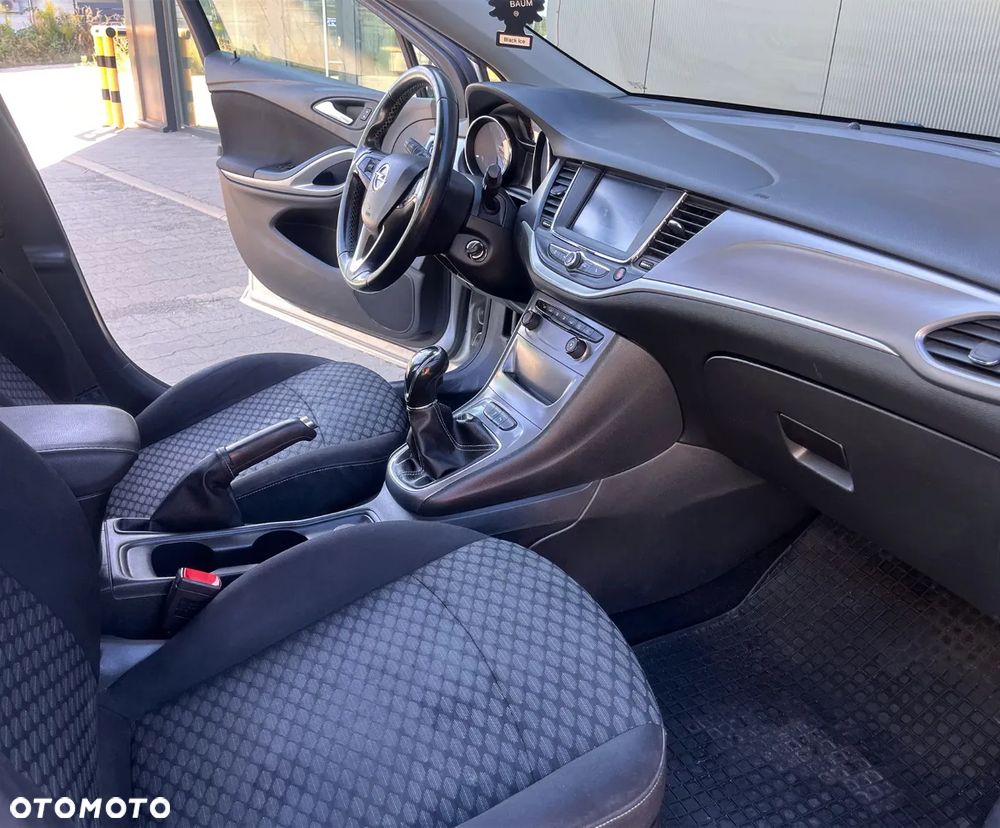 Opel Astra 1.6 CDTI Enjoy - 8
