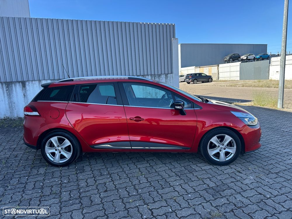Renault Clio Sport Tourer TCe 120 EDC GT - 8
