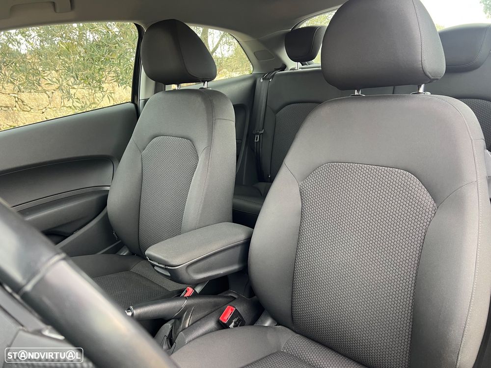 Audi A1 1.6 TDI S line edition - 10