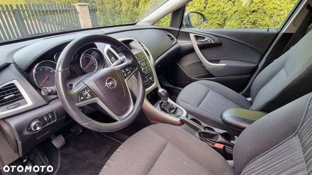 Opel Astra - 11