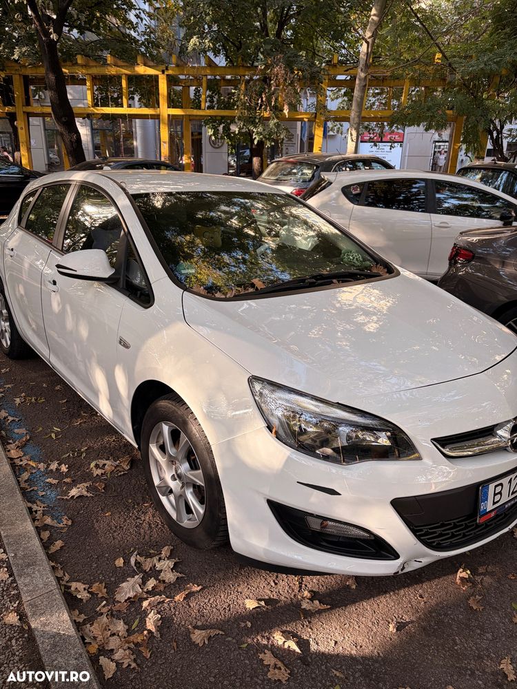 Opel Astra - 2