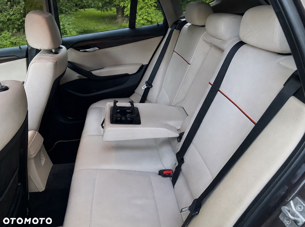 BMW X1 - 18