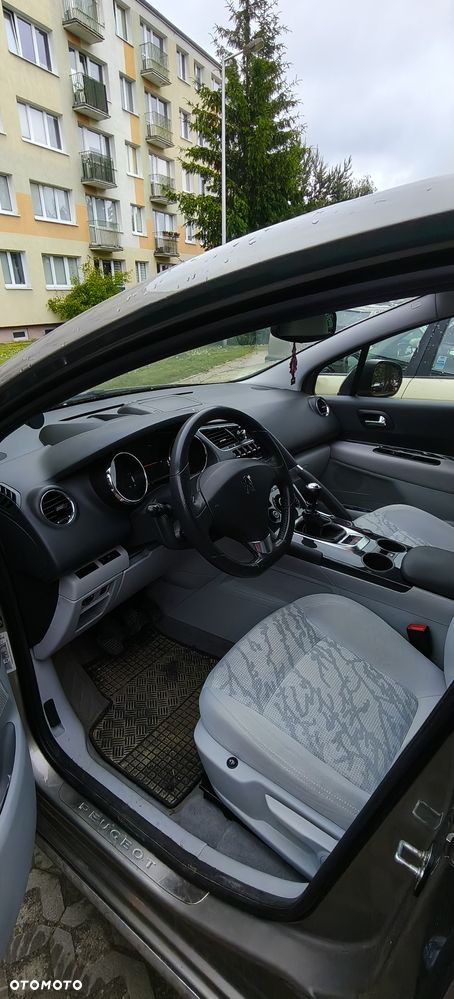 Peugeot 3008 2.0 HDi Premium - 9