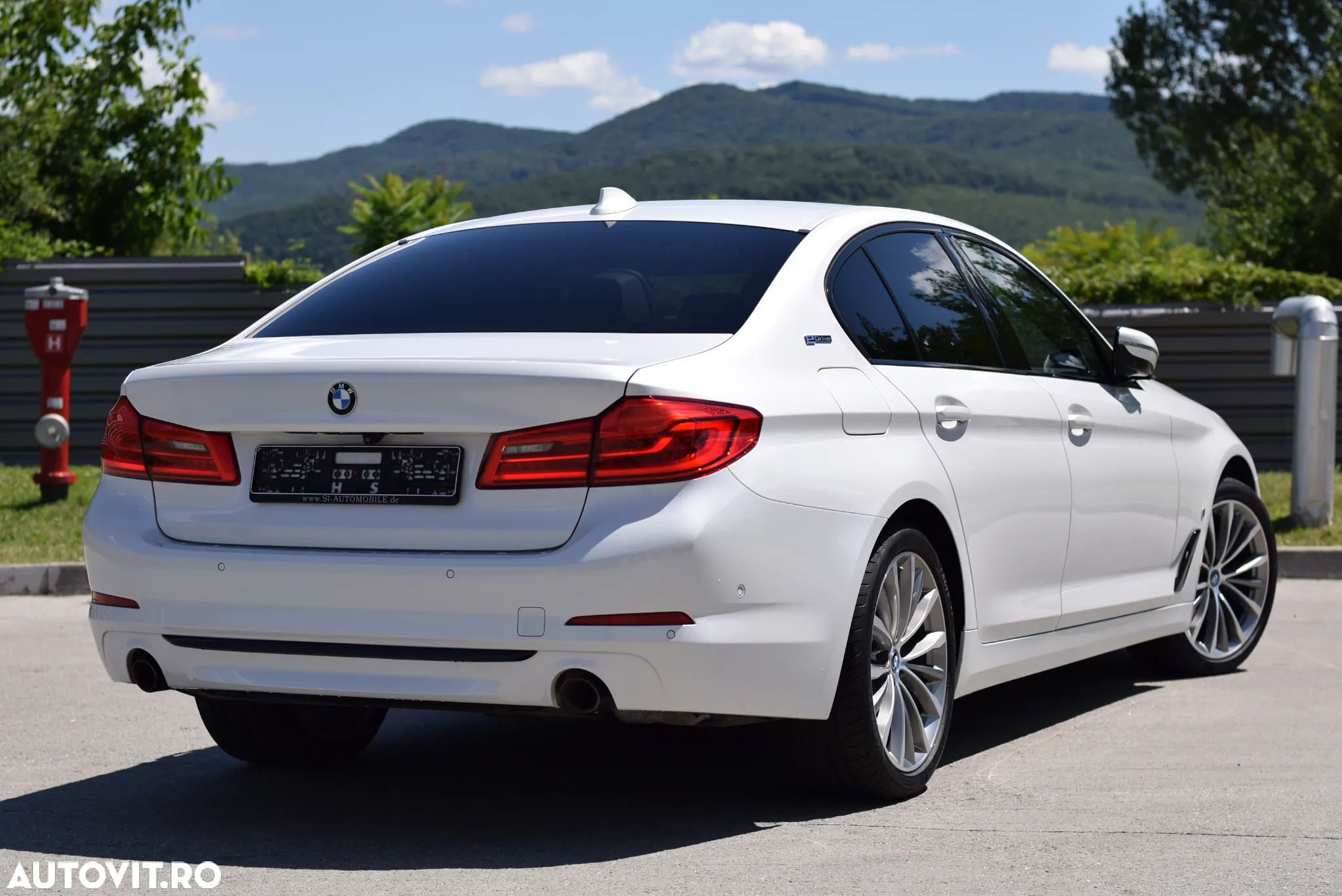 BMW Seria 5 530e iPerformance Aut. Sport Line - 5