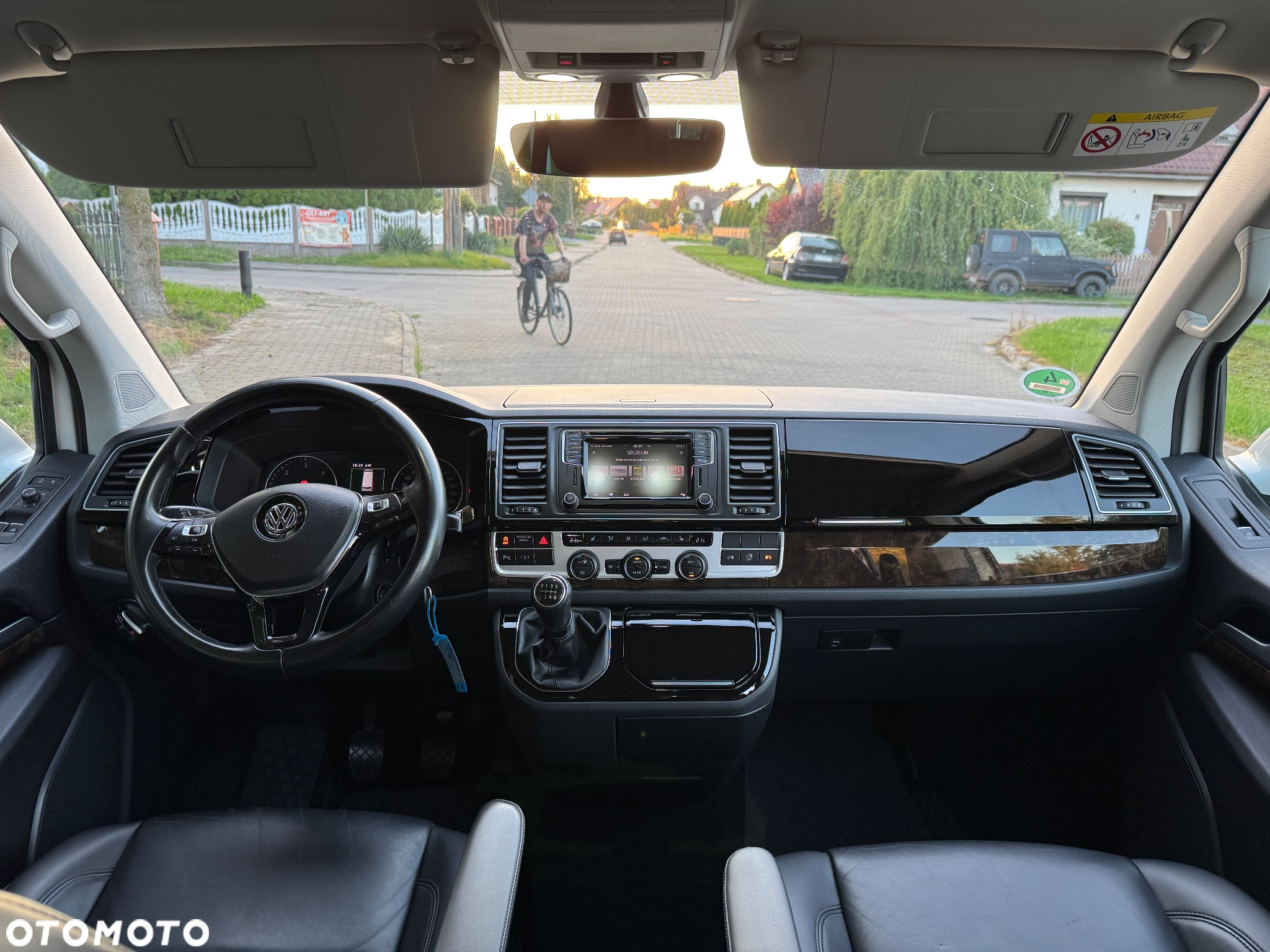 Volkswagen Caravelle 2.0 BiTDI L1 Highline - 11