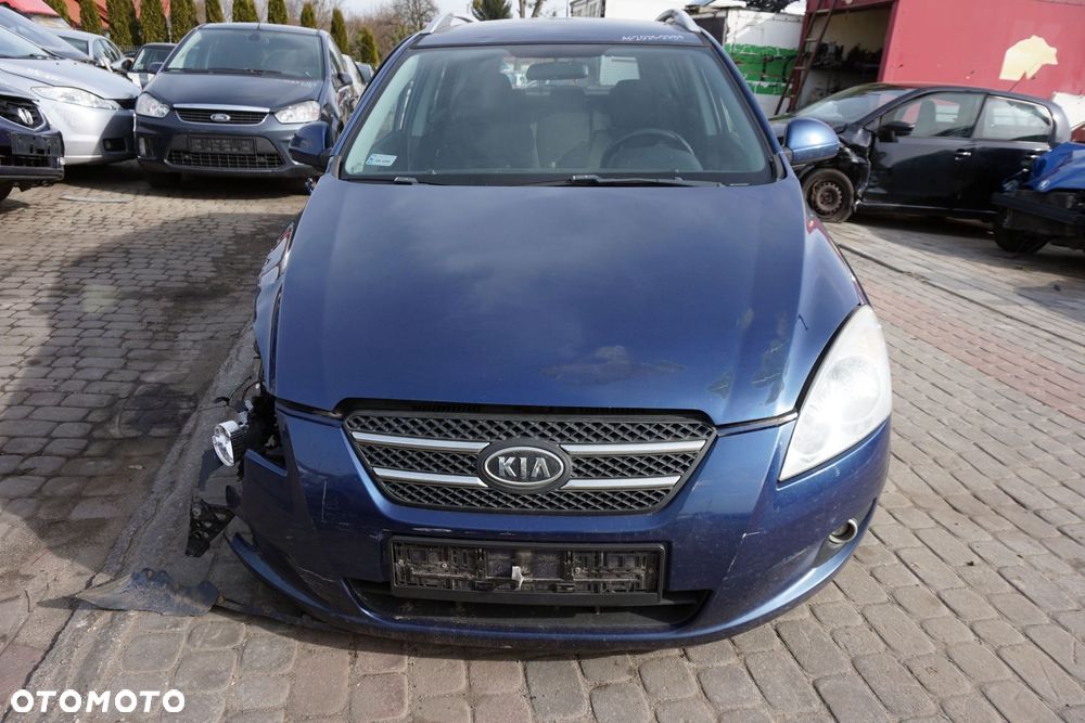 KIA CEED I KOMBI 2008 A8 1.6 CRDI D4FB 90KM S717 GRANATOWY na części - 8