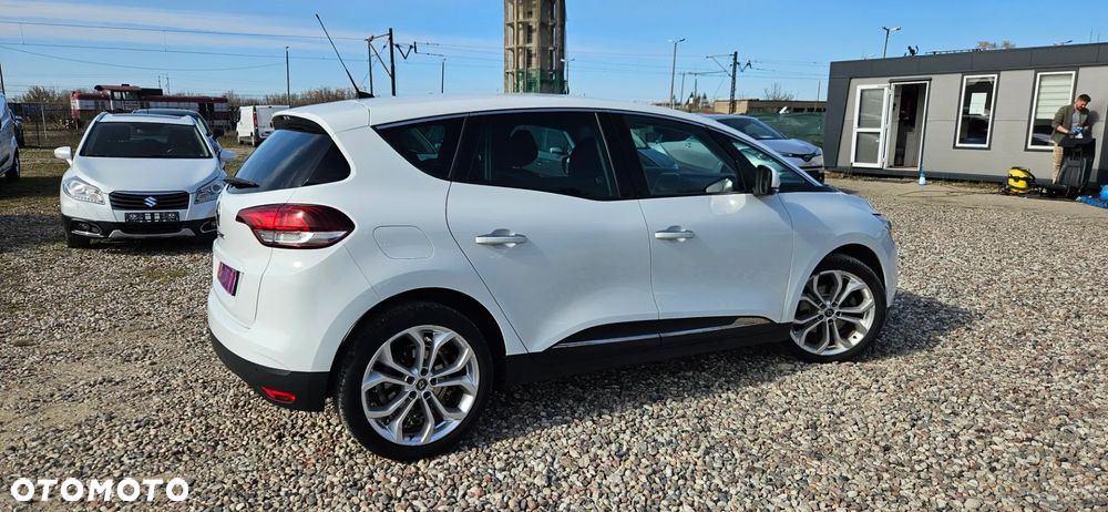 Renault Scenic BLUE dCi 120 EDC BUSINESS EDITION - 10