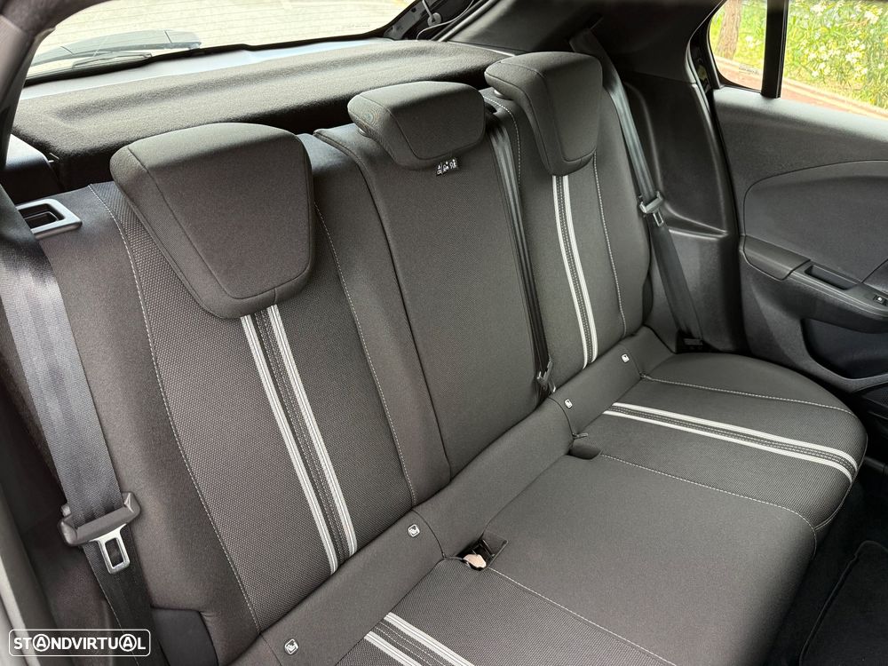 Opel Corsa 1.2 T Hybrid GS eDCT - 38