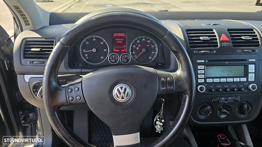 VW Jetta 1.9 TDi BlueM. Confortline - 11
