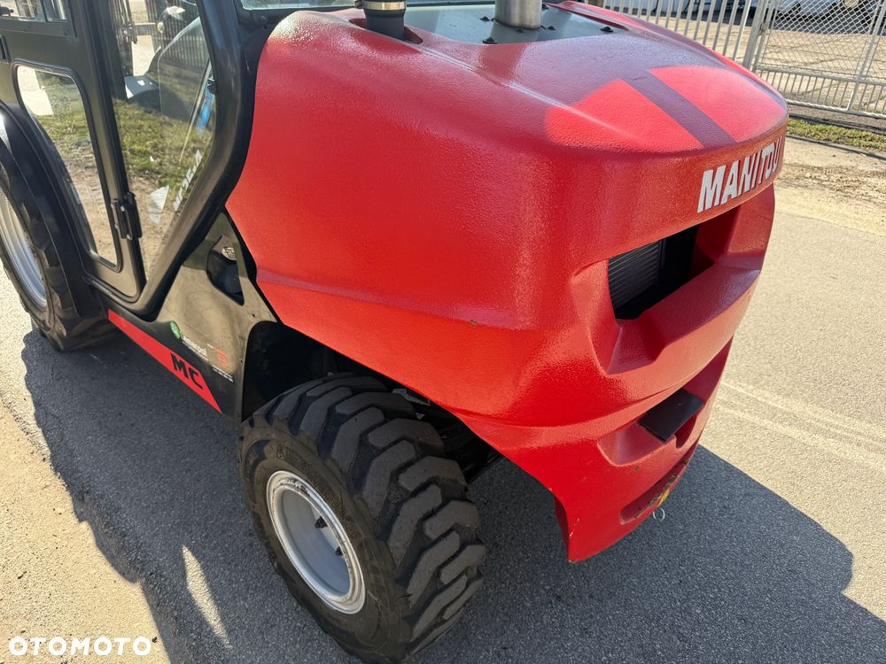 Manitou Terenowy Wózek Widłowy MC25-4 - 15