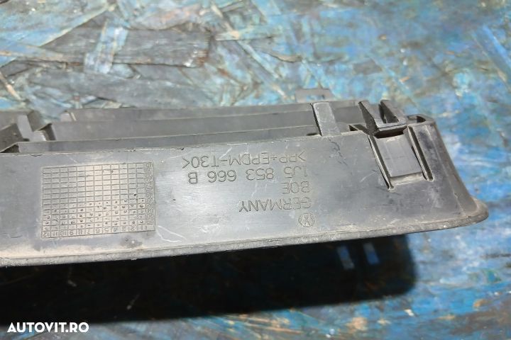Grila bara fata stanga 1J5853666B 1J5853666B Volkswagen VW Bora 1 [19 - 4