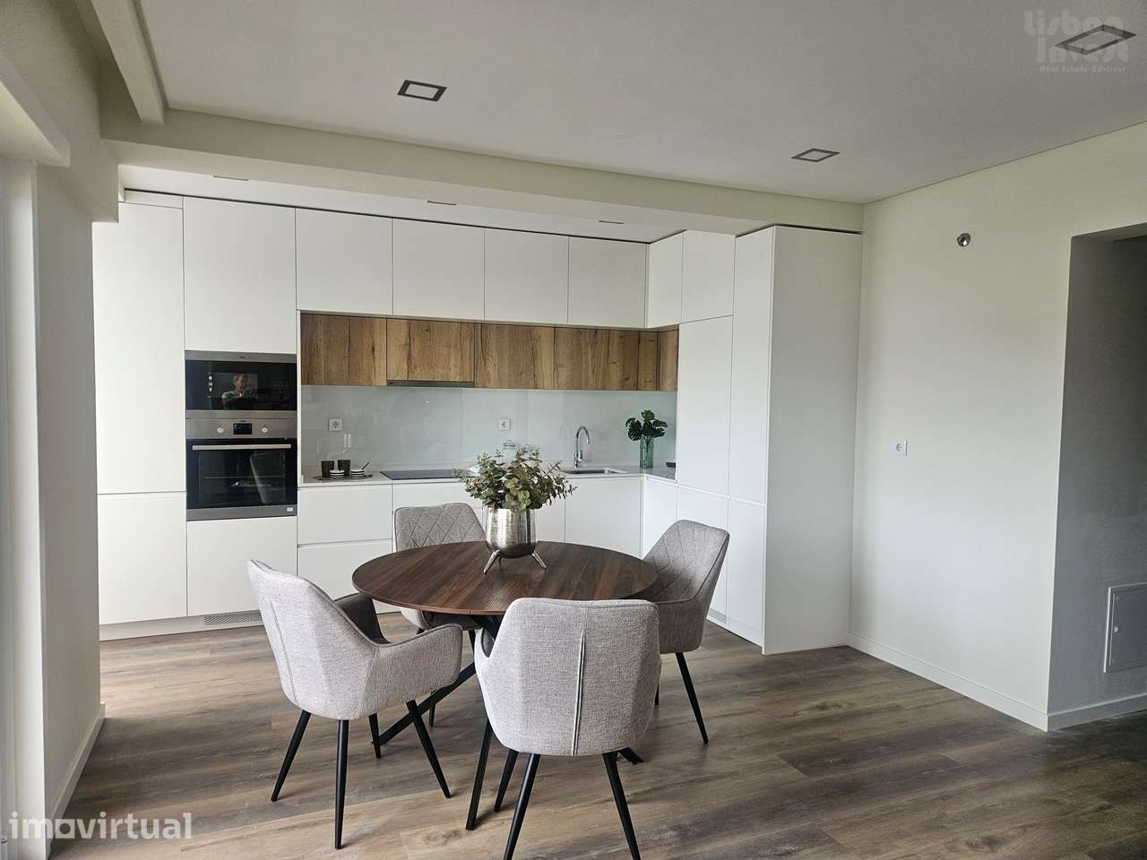 Apartamento T3 Novo com Varanda em Benfica - Grande imagem: 3/25