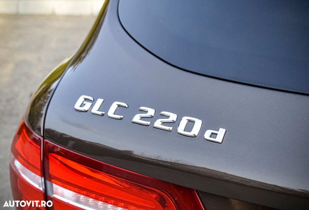 Mercedes-Benz GLC 220 d 4MATIC - 12