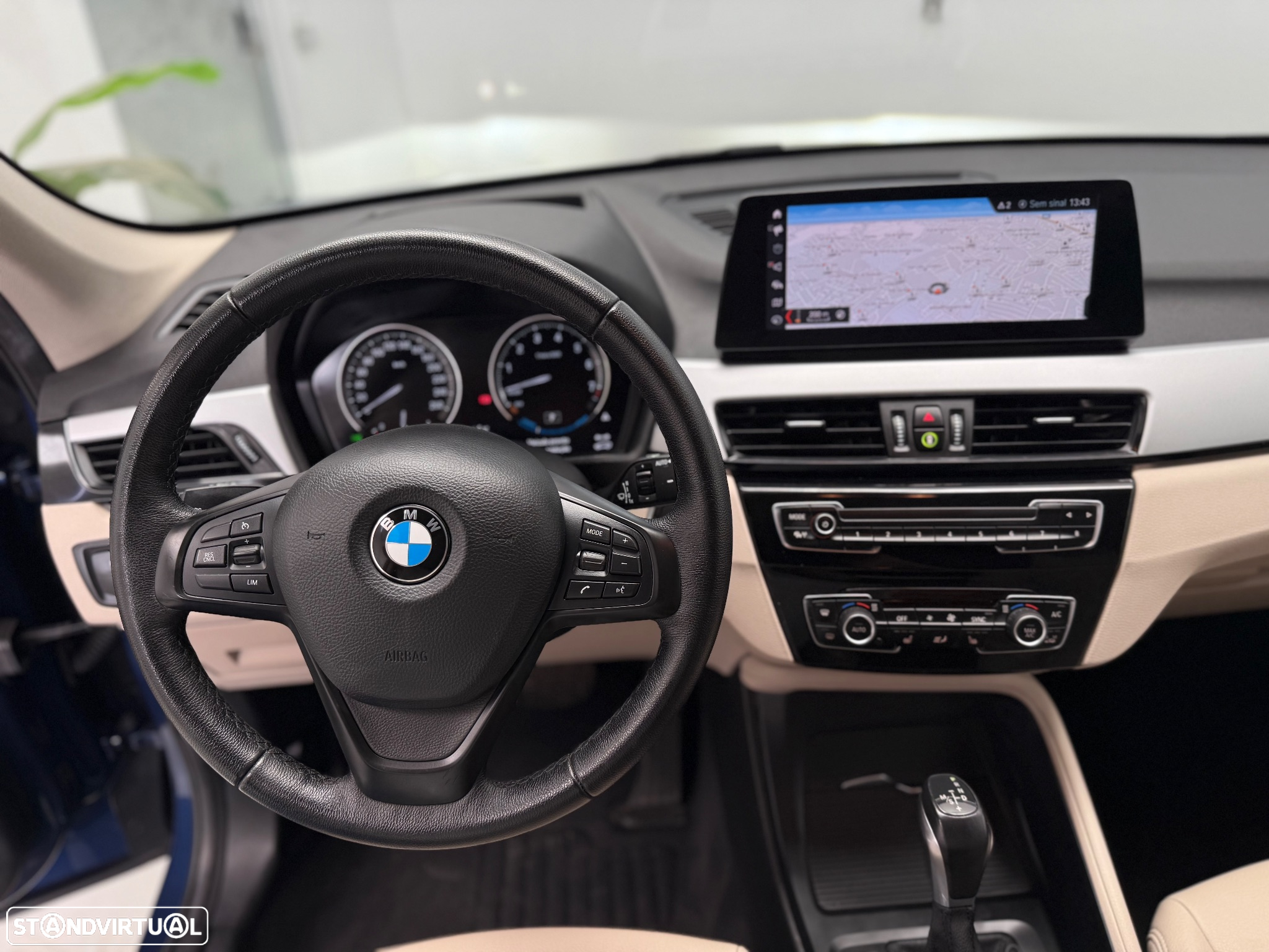 BMW X1 25 e xDrive xLine - 10