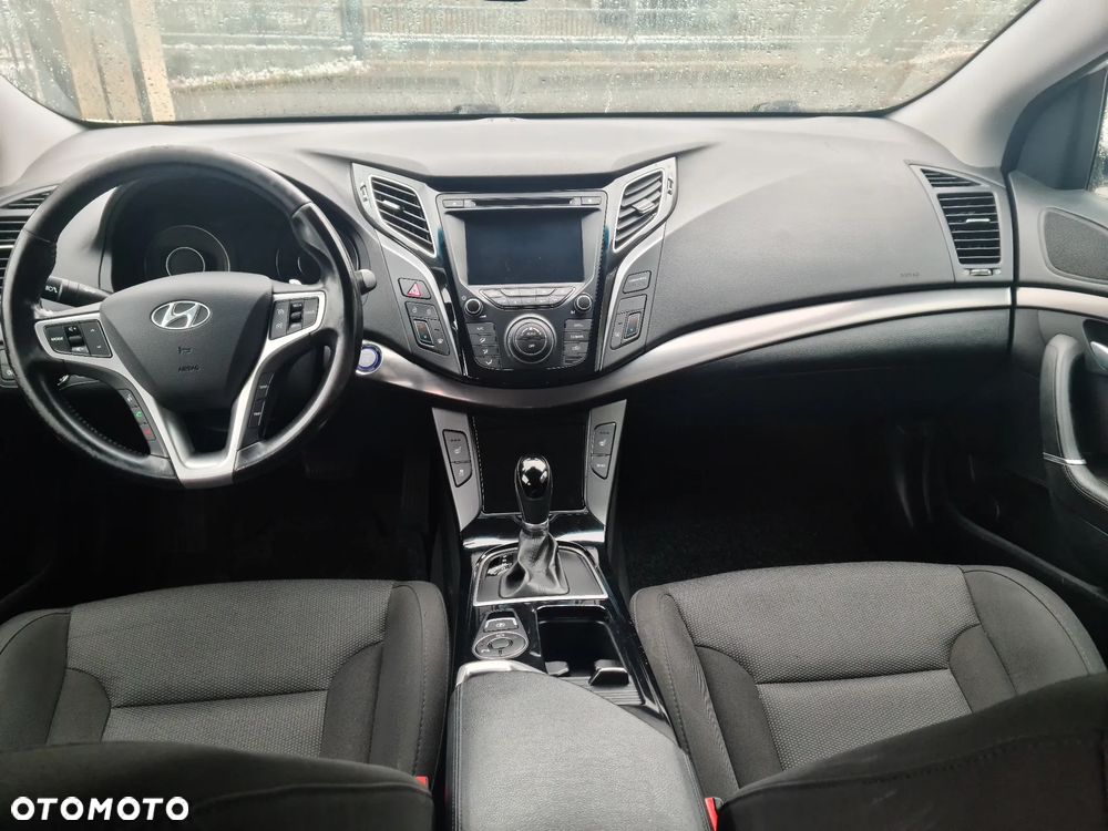 Hyundai i40 1.7 CRDi Automatik Premium - 23