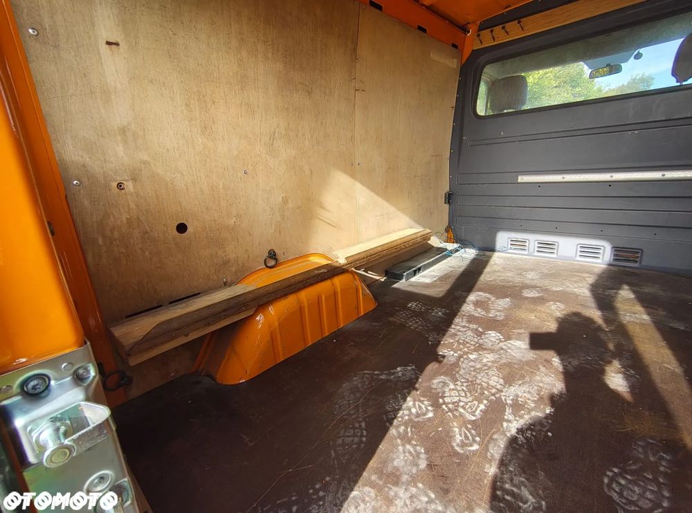 Mercedes-Benz SPRINTER - 11