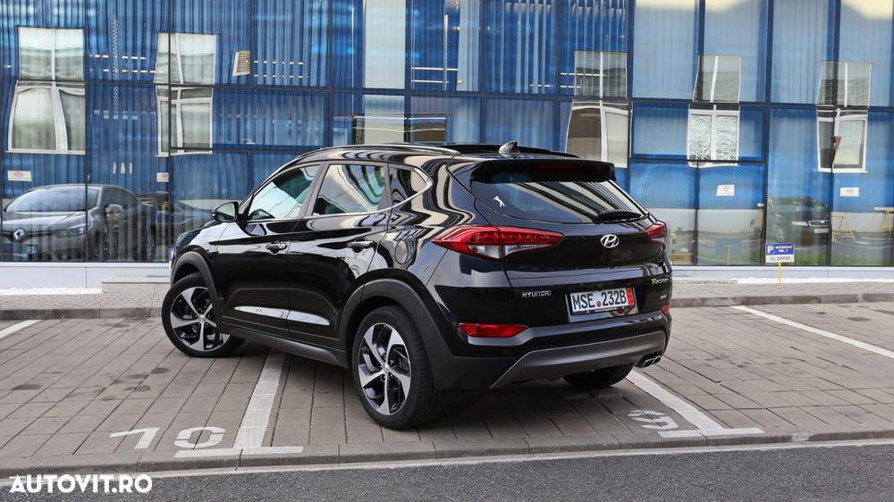 Hyundai Tucson 2.0 CRDI 4WD 6AT Luxury Pack+ - 10