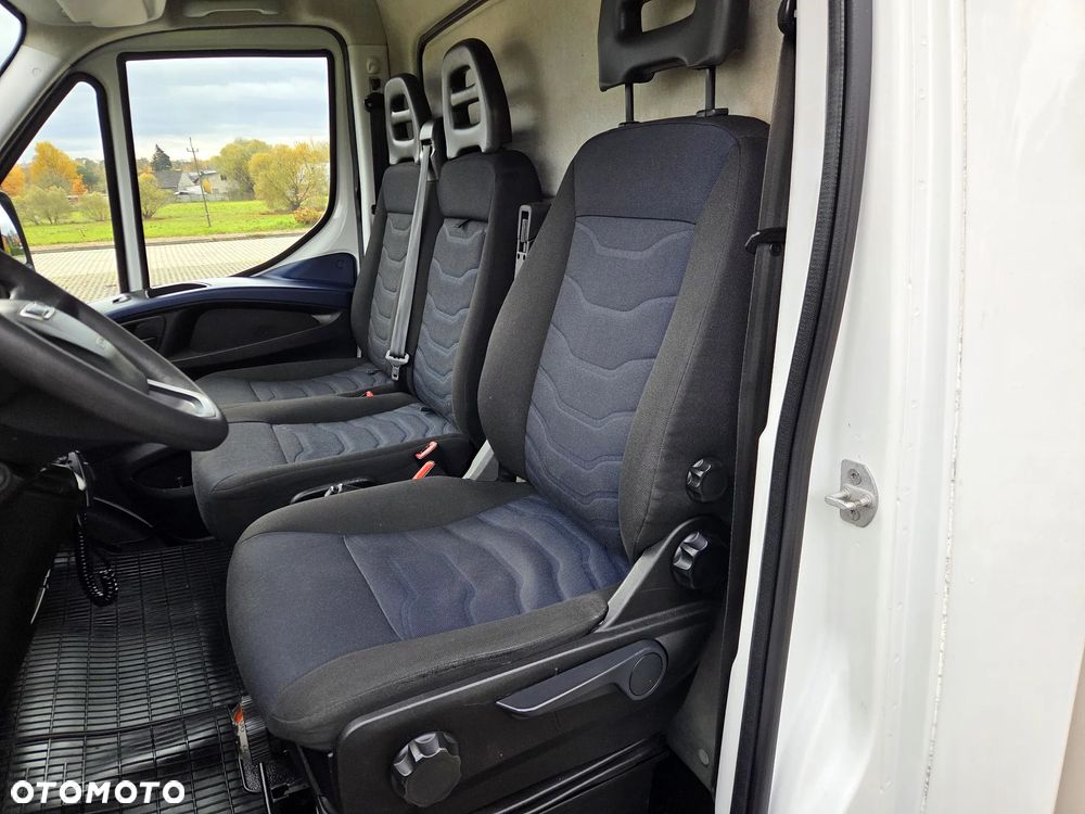 Iveco Daily - 33