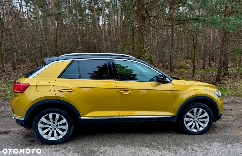 Volkswagen T-Roc - 11