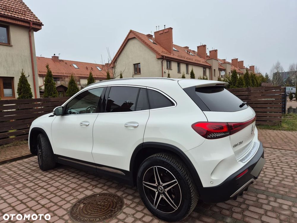 Mercedes-Benz EQA 250 - 2