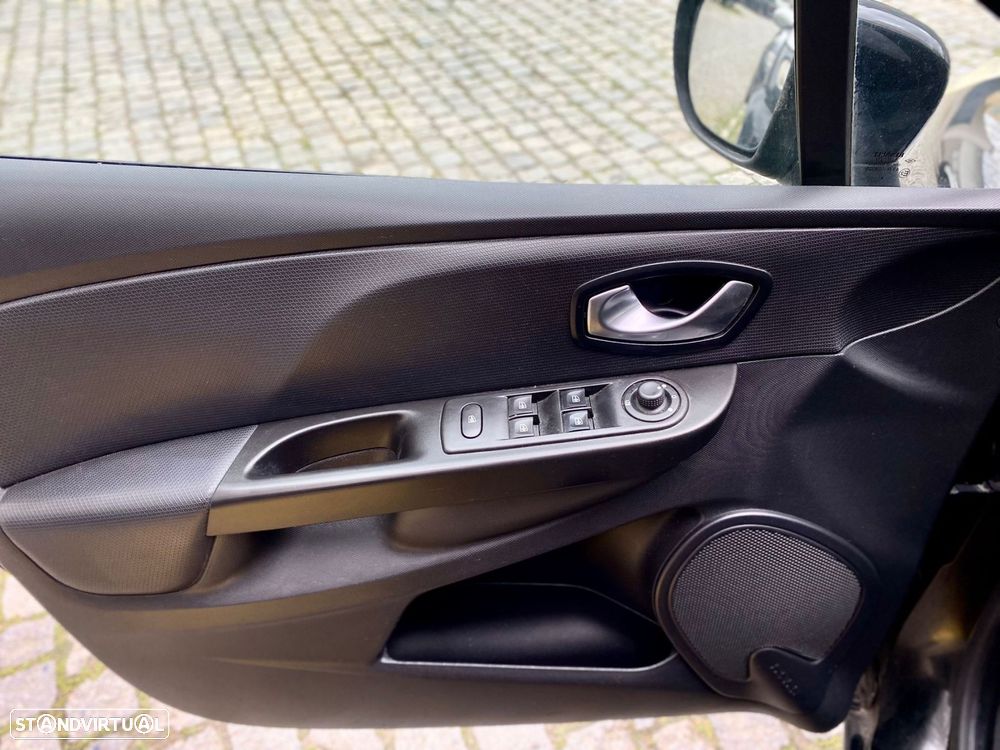 Renault Clio 1.5 dCi Confort - 10